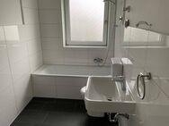 Schicke 2-Zimmer-Wohnung mit Balkon und neuem Badezimmer in Lüdenscheid am Buckesfeld! - Lüdenscheid