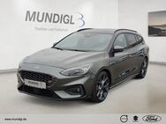 Ford Focus, 2.3 ST EcoBoost Sportpaket El Panodach digitales, Jahr 2021 - Landshut