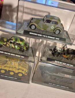 5 Militärfahrzeuge (1:43 Puma 1944 1/1:32 SD.KFZ 251/1germany 1941/ (CITROËN, FRANCE 1944/JEEP USA 1944 & Benz 170V 1942 GERMANY - Zerbst (Anhalt)