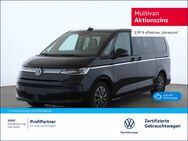 VW Multivan, lang Style, Jahr 2022 - Hannover