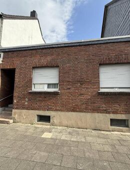 Viel Potential im Herzen von Frechen - Zentrale Lage trifft Entwicklungsmöglichkeiten - Frechen