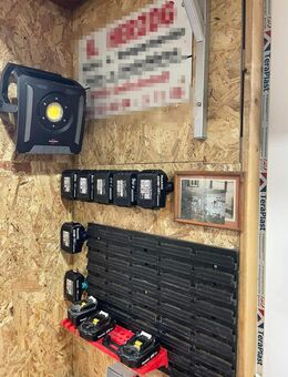 Makita 18v Akkuhalter - Bielefeld Oldentrup