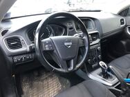 VOLVO V40 D2 Kinetic - Reinbek