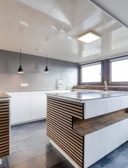 Pellingen: Gepflegte Dachgeschosswohnung in ruhiger Lage! - Pellingen