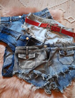 4 Hotpants - Gelsenkirchen