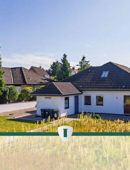 Ruhig gelegener Bungalow in Techau mit zusätzlicher ausgebauter Dachnutzfläche und Garage - Ratekau