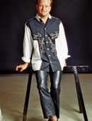 Suche netten Mann für dauerhafte Beziehung in 42651