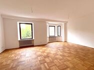 Attraktive 3-Zimmerwohung mit großem Wohnzimmer und bester Lage. - Nürnberg