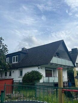 Wohn- und Geschäftshaus in HH Bergstedt aus Insolvenzh - Hamburg