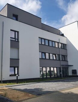 Neuwertige 2-Zimmer Penthousewohnung mit Stellplatz - Erkelenz