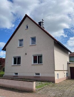 Schönes freistehendes Einfamilienhaus in ruhiger und exklusiver Lage in Höheinöd - Höheinöd