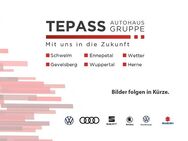 VW T-Cross, 1.5 TSI R-Line, Jahr 2022 - Wuppertal
