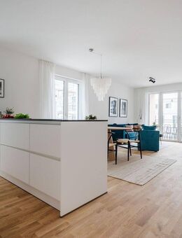 Einziehen & Wohlfühlen: Helle 3-Zimmer-Wohnung mit sonniger Westloggia - Brühl (Baden-Württemberg)