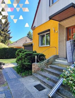 KÄUFERPROVISIONSFREI! EINFAMILIENHAUS MIT GROSSEN GARTEN ODER BAULAND HINTEN. - Hoppegarten