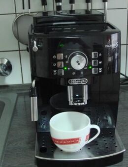DeLonghi MAGNIFICA S, Kaffeemaschine ESAM 21.116. B mit Bedienungsanleitung, Sehr, sehr gutem Zustand !!! ( so wie auf den Bildern ) - Leverkusen Zentrum