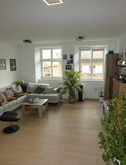 Moderne 2,5-Zimmer-Wohnung mit EBK in kernsaniertem Altbau Whg4 - ab sofort frei - Dinkelsbühl