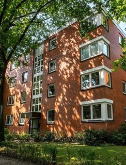 Zentral in Rissen: 3- Zi.-Wohnung im Hochparterre mit Loggia & Tiefgarage - Hamburg