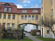 Bezugsfreie 2-Zimmerwohnung mit Elbblick im Denkmalschutz - Dresden