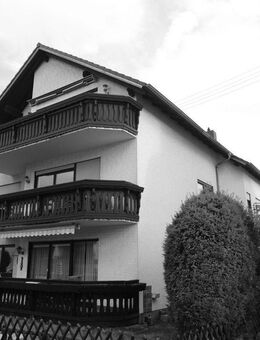 Dachgeschoss-Wohntraum in Iggelheim: Mit Balkon und moderner Einbauküche! - Böhl-Iggelheim