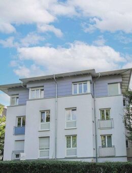 Attraktive 3-Zimmer-Terrassenwohnung mit eigenem Gartenanteil und Carport - Ihr neues Zuhause wartet - Dresden
