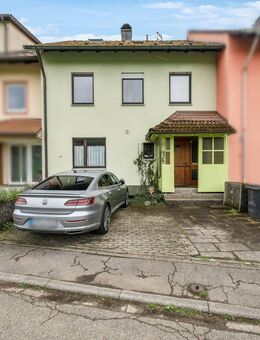Renovierungsbedürftiges Reihenmittelhaus in ruhiger Lage von Kollnau - Waldkirch