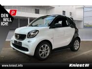 smart EQ fortwo, Cabrio Passion, Jahr 2018 - Neuss