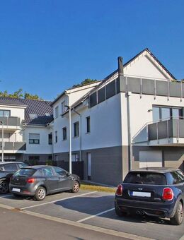 Wunderschöne 3-Zimmer Wohnung mit großem Balkon im neuwertigen Niedrigenergiehaus in Lippstadt-Cappel - Lippstadt