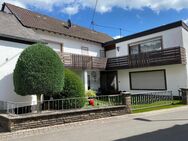 GEWERBE, VIEL PLATZ,TOP ZUSTAND, PROVISIONSFREI! - Neroth