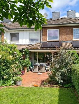 Gepflegtes Reihenmittelhaus mit Vollkeller, Garage und schönem Garten in Fleestedt! - Seevetal