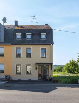 Einseitig angebautes Einfamilienhaus mit Entwicklungsmöglichkeiten in Trier-Zewen - Trier