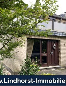 Familienfreundliches Reihenendhaus mit Gartenidylle auf 380m² und Garage - Delmenhorst