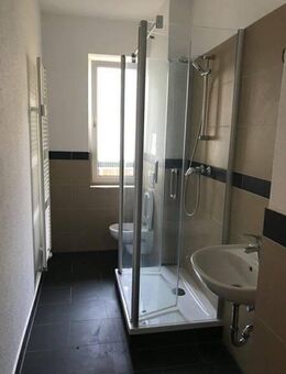 tolle 2 Raum-Whg. mit Balkon und Tageslichtbad in Dölitz* EBK abkaufbar - Leipzig