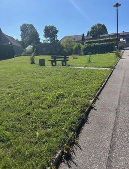 FREUEN SIE SICH AUF IHR FAMILIENGLÜCK IM EIGENEN HAUS IM GRÜNEN! TEL.: 1714863595 - Oberlungwitz
