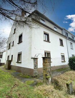 Dreifamilienhaus aus Nachlass mit weitläufigem Außenbereich - Trippstadt