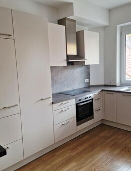 Wunderschöne Schreinerküche in L-Form zu verkaufen - Langenau