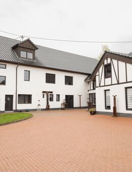 Leben & Schaffen im historischen Künstleranwesen - Atelier, Loft, Wohntraum & Naturidylle vereint - Ziegenhain