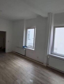 Geräumige Maisonette-Wohnung unweit vom Krefelder Hauptbahnhof zu vermieten - Krefeld