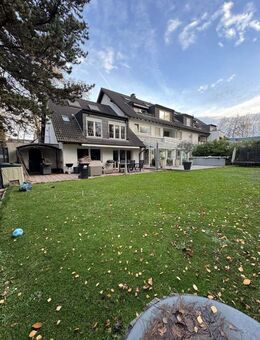 Wohnensemble, 3 MFH, mit zwei exklusiven Erdgeschosswohnungen 143 m² & 78 m² zur Selbstnutzung! - Mülheim (Ruhr)