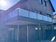 Schick ausgestattete 3 Zimmer Neubau Wohnung mit 2 Bädern und großen Balkon - Buxtehude