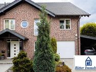 Ritter Immobilien e.K.: Ansprechendes, komfortables Wohnhaus mit unverbaubarem Weitblick! - Stolberg (Rheinland, Kupferstadt)