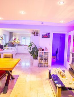 Neuwertige 3-Zimmer Wohnung mit schönem Blick auf Überlingen - Überlingen