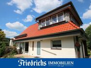 Modernes Wochenendhaus mit Terrasse & Carport in idyllischer Lage am Badesee in Westerstede-Karlshof - Westerstede
