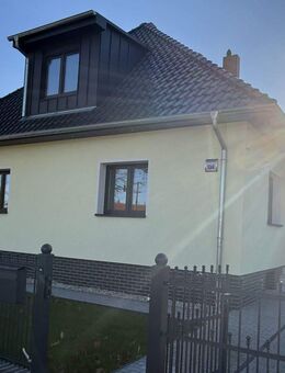 KERNSANIERTER WOHNTRAUM IM ZENTRUM VON WOLTERSDORF... - Woltersdorf (Brandenburg)