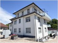 Moderne Erdgeschosswohnung mit Balkon und zwei Stellplätzen in Grünberg! - Grünberg