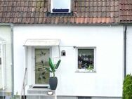 Beste Alternative zu einer Eigentumswohnung. Teilsaniertes, gemütliches Reihenmittelhaus in Blumberg. - Blumberg