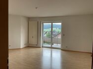 Helle gepflegte 3 ZKB Wohnung mit Balkon in Dietershan - Fulda