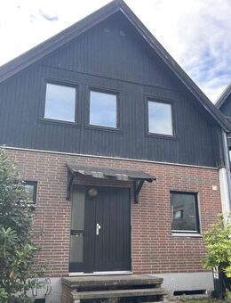 PURNHAGEN-IMMOBILIEN - Reihenendhaus in Holzständerbauweise in ruhiger Lage von Bremen-Grohn - Bremen