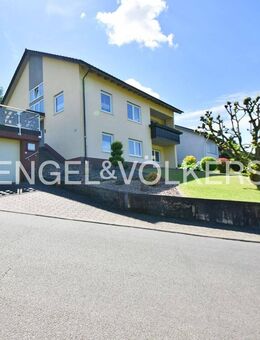 Viel Raum. Viel Aussicht. Viel Potenzial Wohnen mit Weitblick in Weilbach - Weilbach