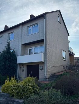 Gepflegte Doppelhaushälfte in ruhiger Lage von Bad Gandersheim - Bad Gandersheim