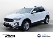 VW T-Roc, 1.0 TSI Life, Jahr 2023 - Öhringen